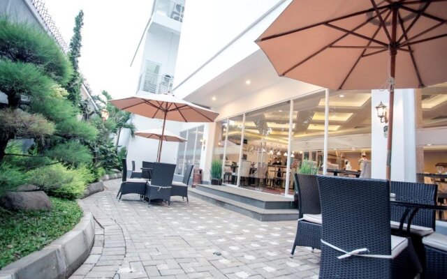 Savero Hotel Depok