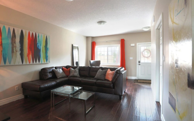 Boardwalk Homes - Executive Townhomes
