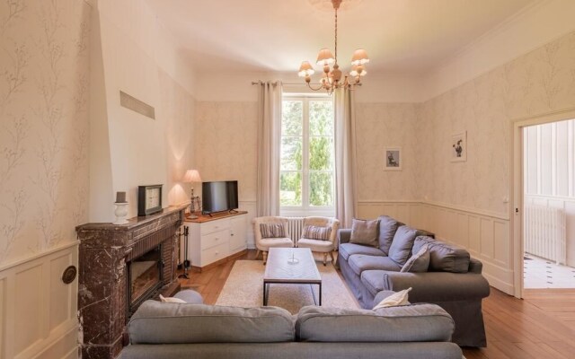 Pavillon De Subleine