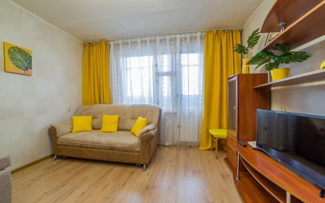 Европа Центр на улице Индустрии