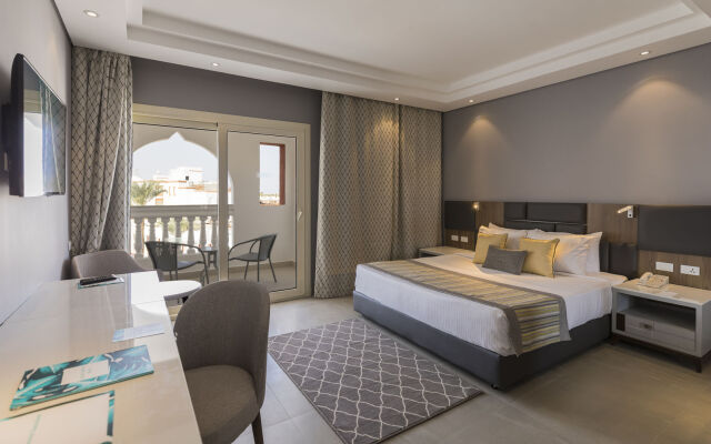 Sunrise Diamond Beach Resort - Grand Select
