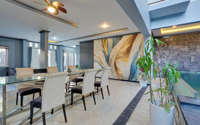 Villa Master Residance