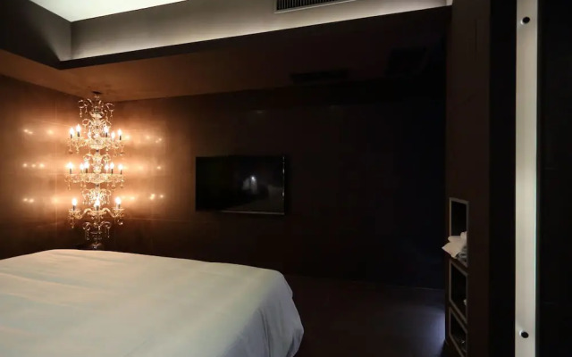 The Fantasy Apartment