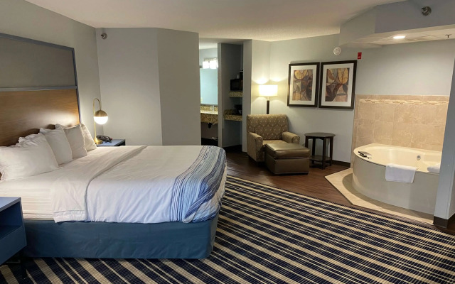 AmericInn by Wyndham Chanhassen