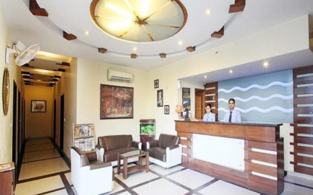 Hotel Sarovar Regency