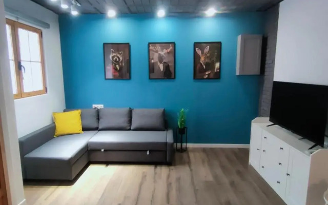 LoL apartment