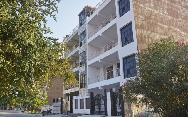 Sky Residency By OYO Rooms