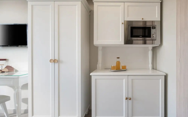 Light Blue Luxury Rooms