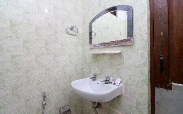 Megha Yatri Niwas Guest House by OYO Rooms