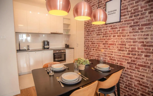 Wonderful Apartment near City Mall