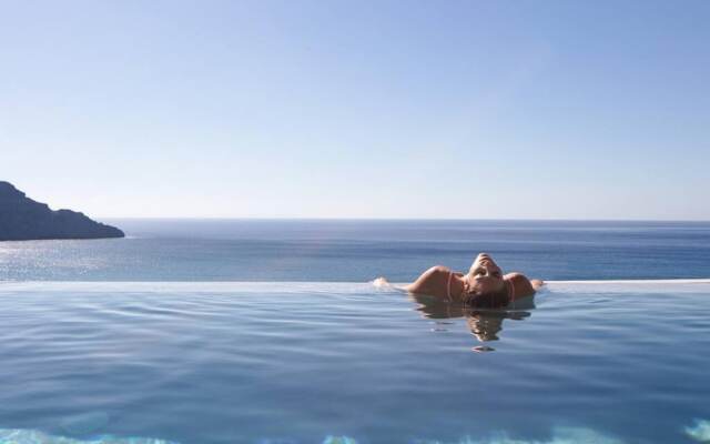 Villa Hestia - 6 Bedroom Luxury Villa With Seaview