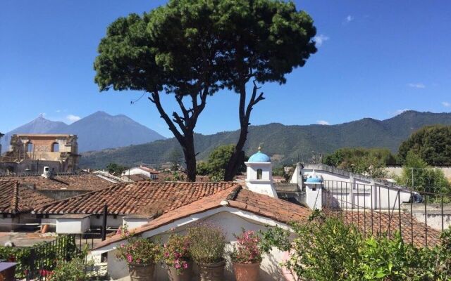 Hotel Pedregal Antigua Guatemala