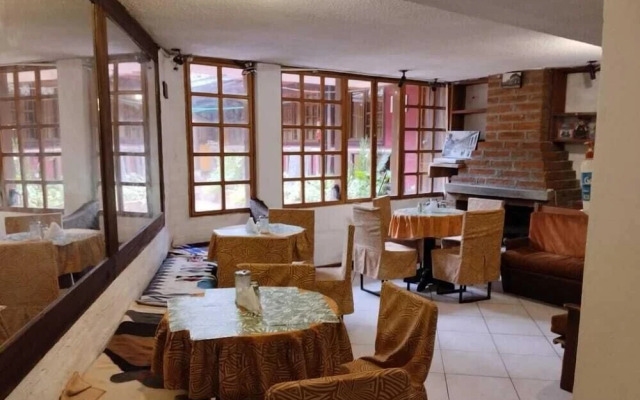 Hostal La Catolica