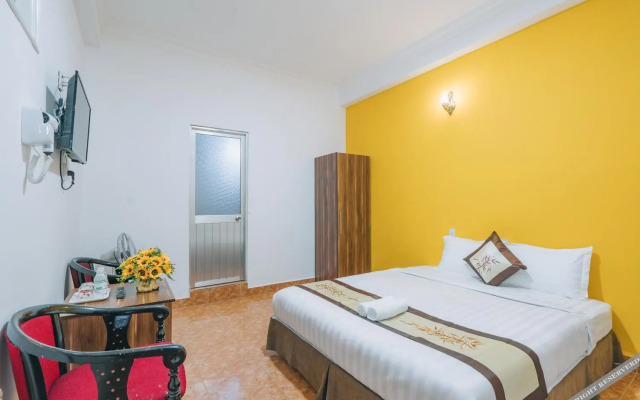 Khai Hoang Hotel