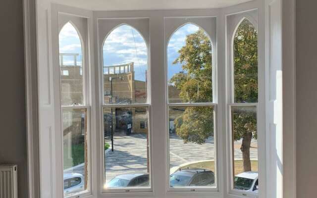Elegant 2 Bed Georgian Apartment in Herne Bay