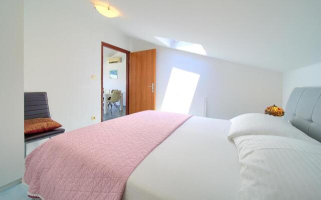 Apartments Dundo