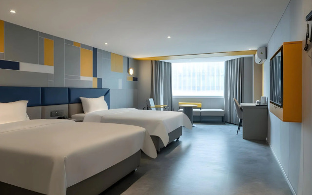 7 Days Inn Shenzhen Luohu World Trade Center Branch