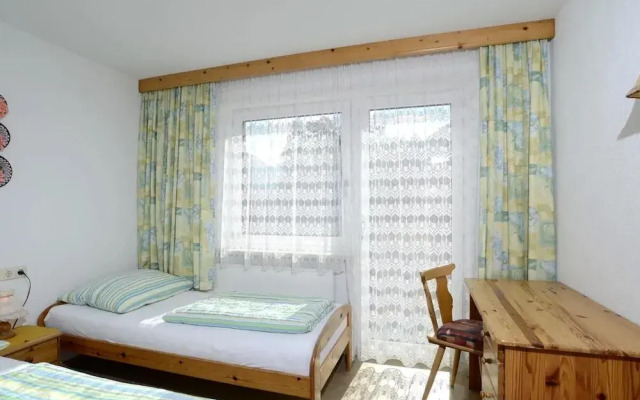 Spacious Holiday Home With Garden