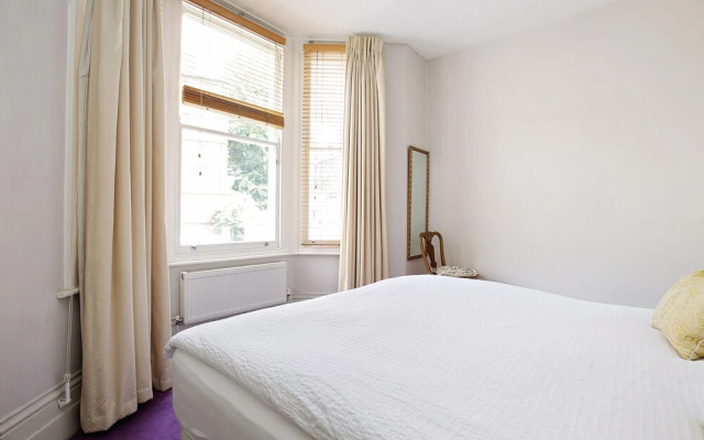 Classic Beautiful Apartment