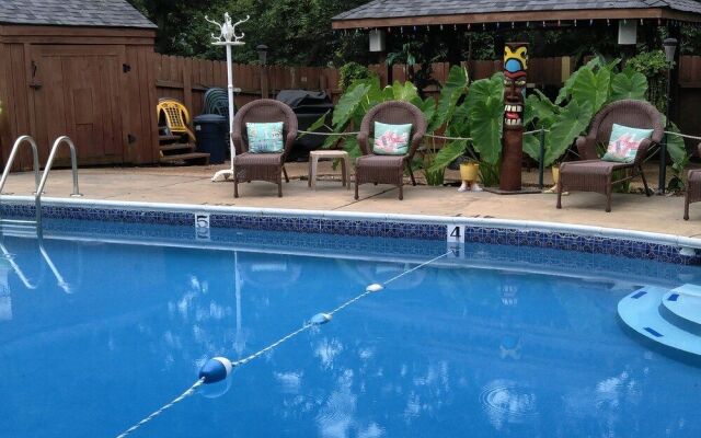 TradeWinds Lodging Bed and Breakfast