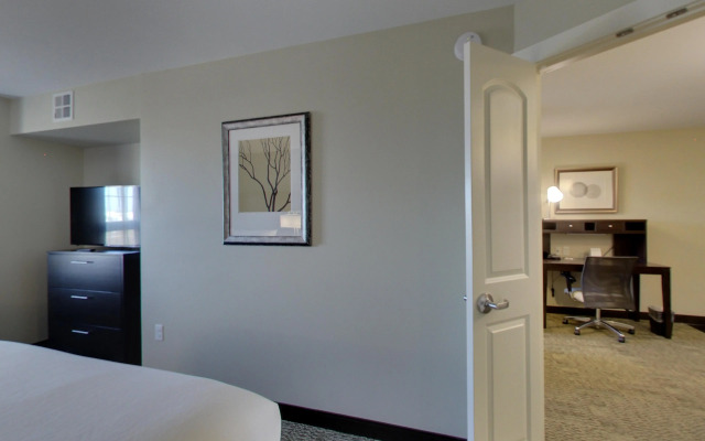 Staybridge Suites Madison - Fitchburg by IHG