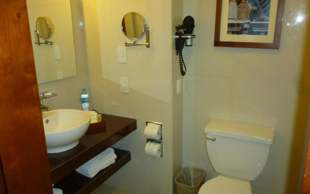 Hotel Fortin Plaza