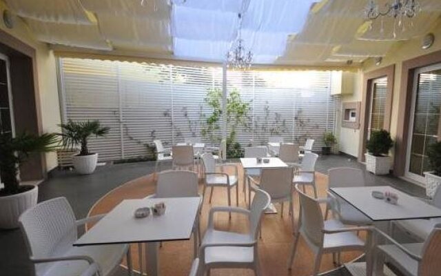 Hotel Vila Kerciku & Spa