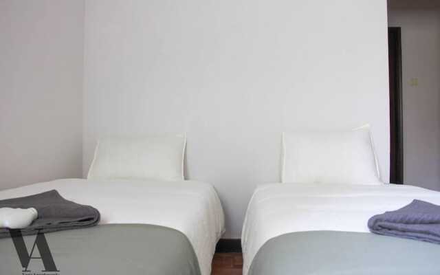Beautiful 3-bed Apartment in Porto, Portugal