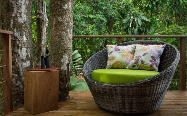 Isla Palenque Member of the Cayuga Collection