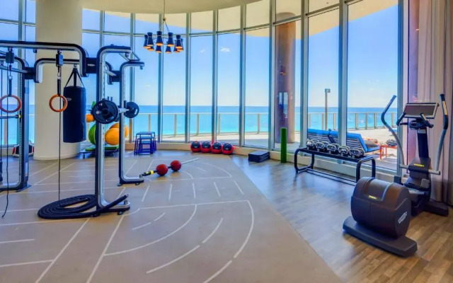 Hyde Beach Condos by Ammos VR