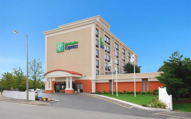 Holiday Inn Express Boston, an IHG Hotel