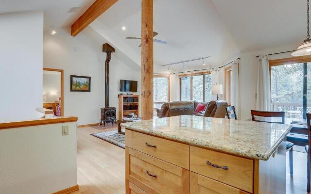 7 Cedar-Forest Views-3BR/2BA