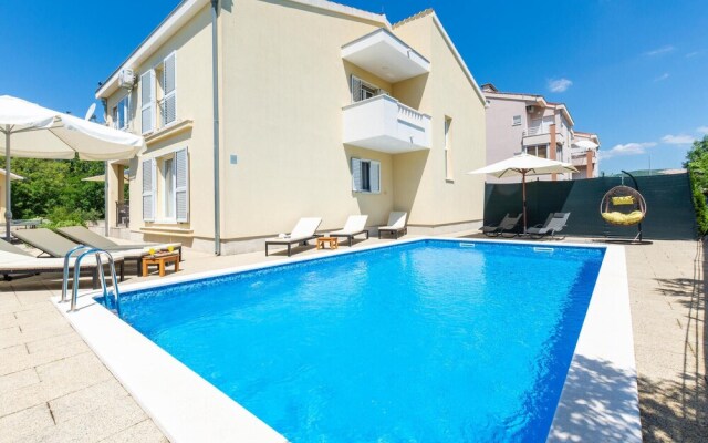 Awesome Home in Dugopolje With Wifi and 4 Bedrooms