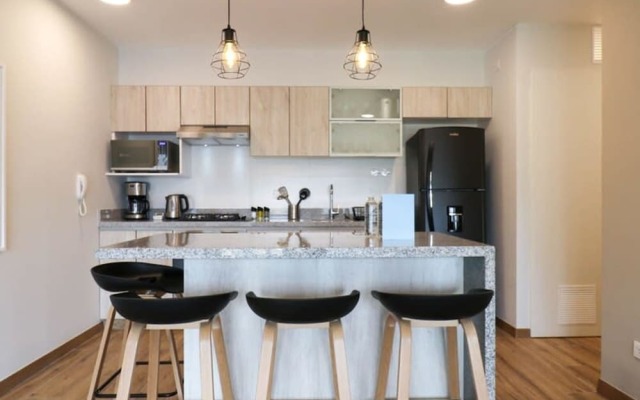 w Beautiful 2BR in the Heart of Miraflores