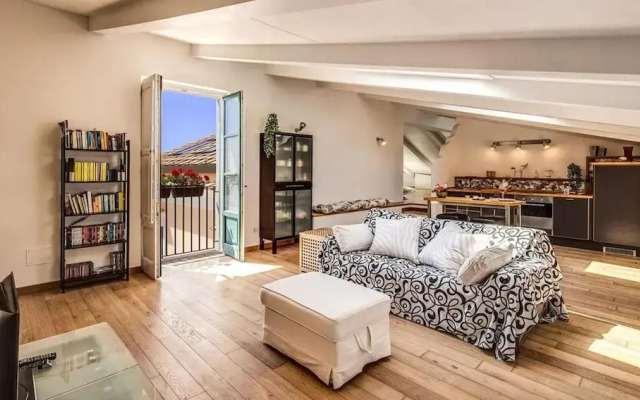 Villa Rococo - Luxury Period Villa With Pool and sea Views
