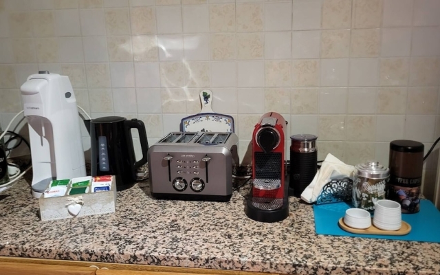 Un Gioiello Nel Corso Principale -itiseasy1