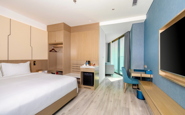 Awaken Danang Hotel - Image 3