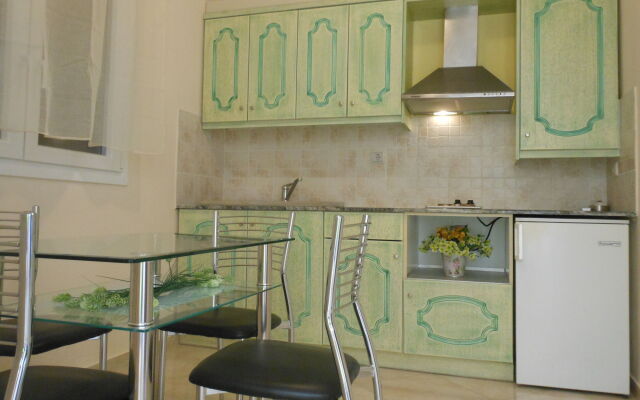 Ziogas Apartments
