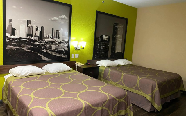 Red Lion Inn & Suites IAH Airport East