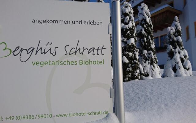 Berghüs Schratt - vegetarisches und veganes Biohotel