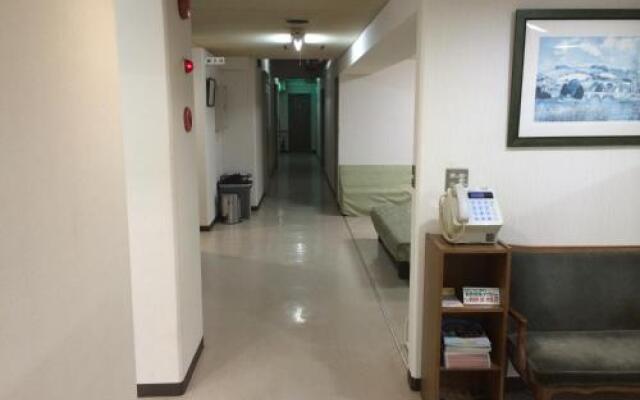 Business Hotel Ark Handa