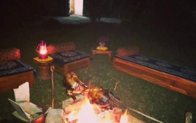 Shikher Guest House