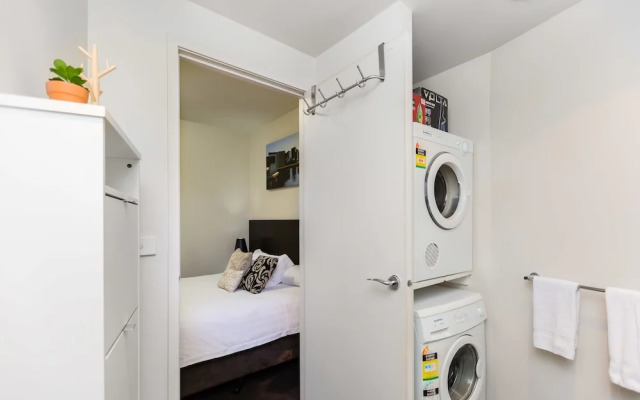 Imogen, Melbourne Studio Apartment