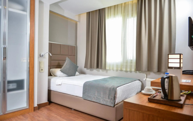 Hakcan Hotel