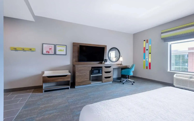 Hampton Inn by Hilton Columbus Downtown