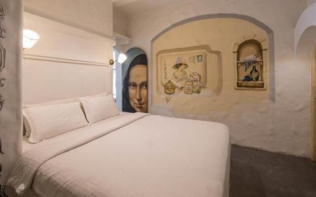 SaffronStays Casa Blanca