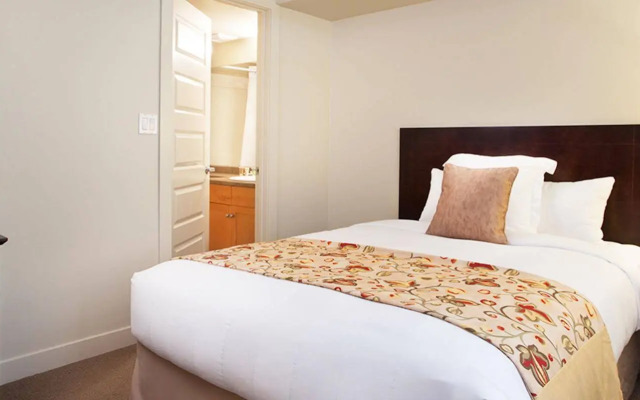 Clearwater Residence Hotel Timberlea
