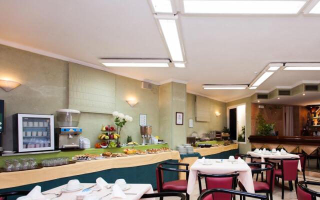 Hotel Derby Sevilla