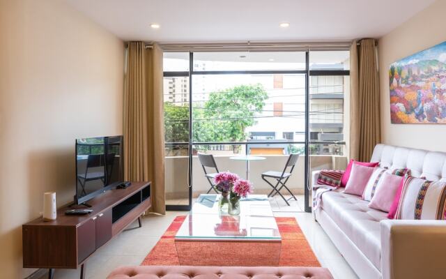 Simply Comfort Gorgeous Miraflores Aprt