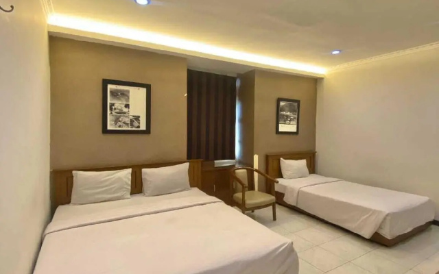 OYO 90278 Hotel Sepuluh Buah Batu Bandung – Guest Rooms – Bandung